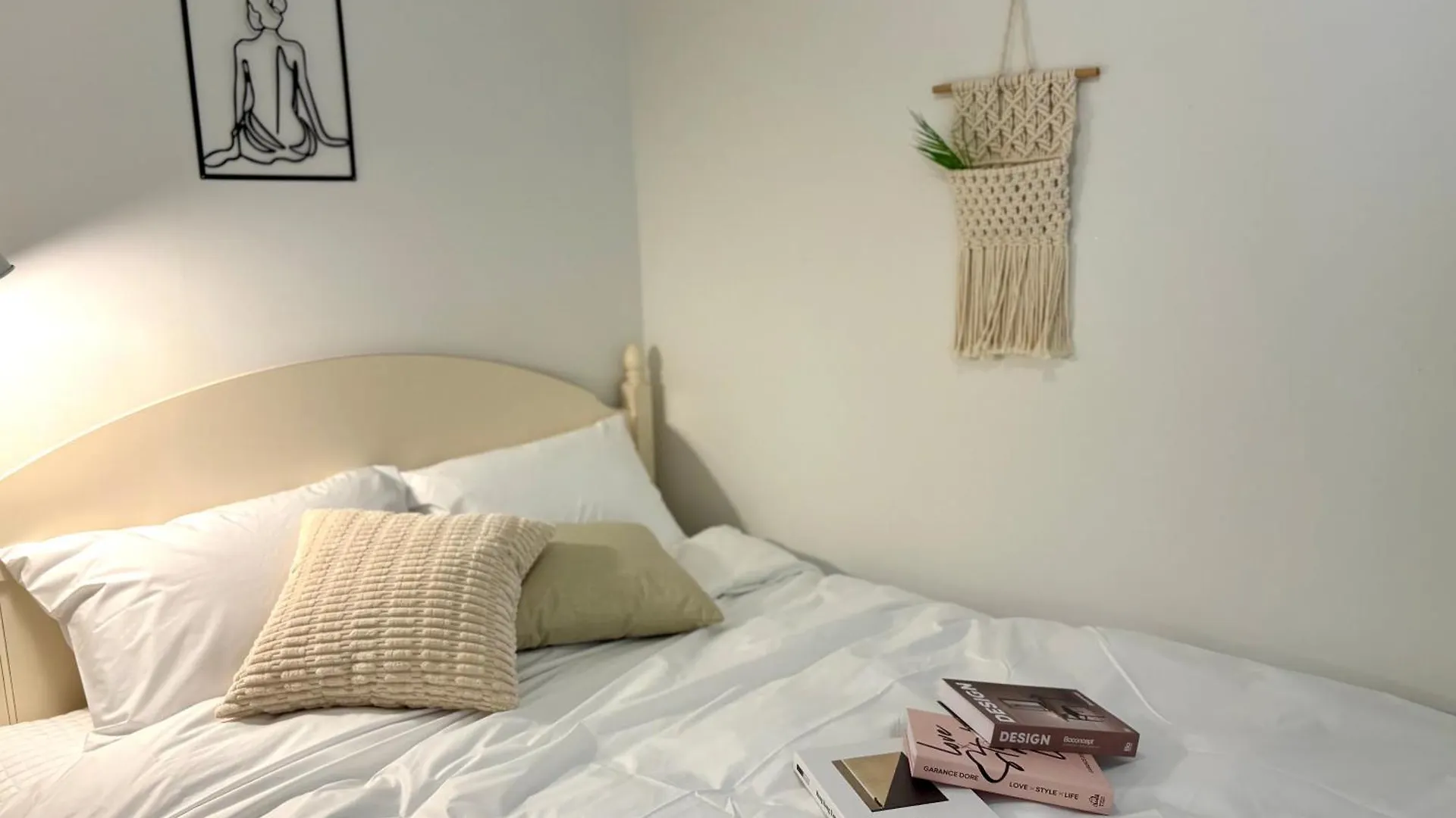 The Urban Oasis Hongdae Apartment Seoul