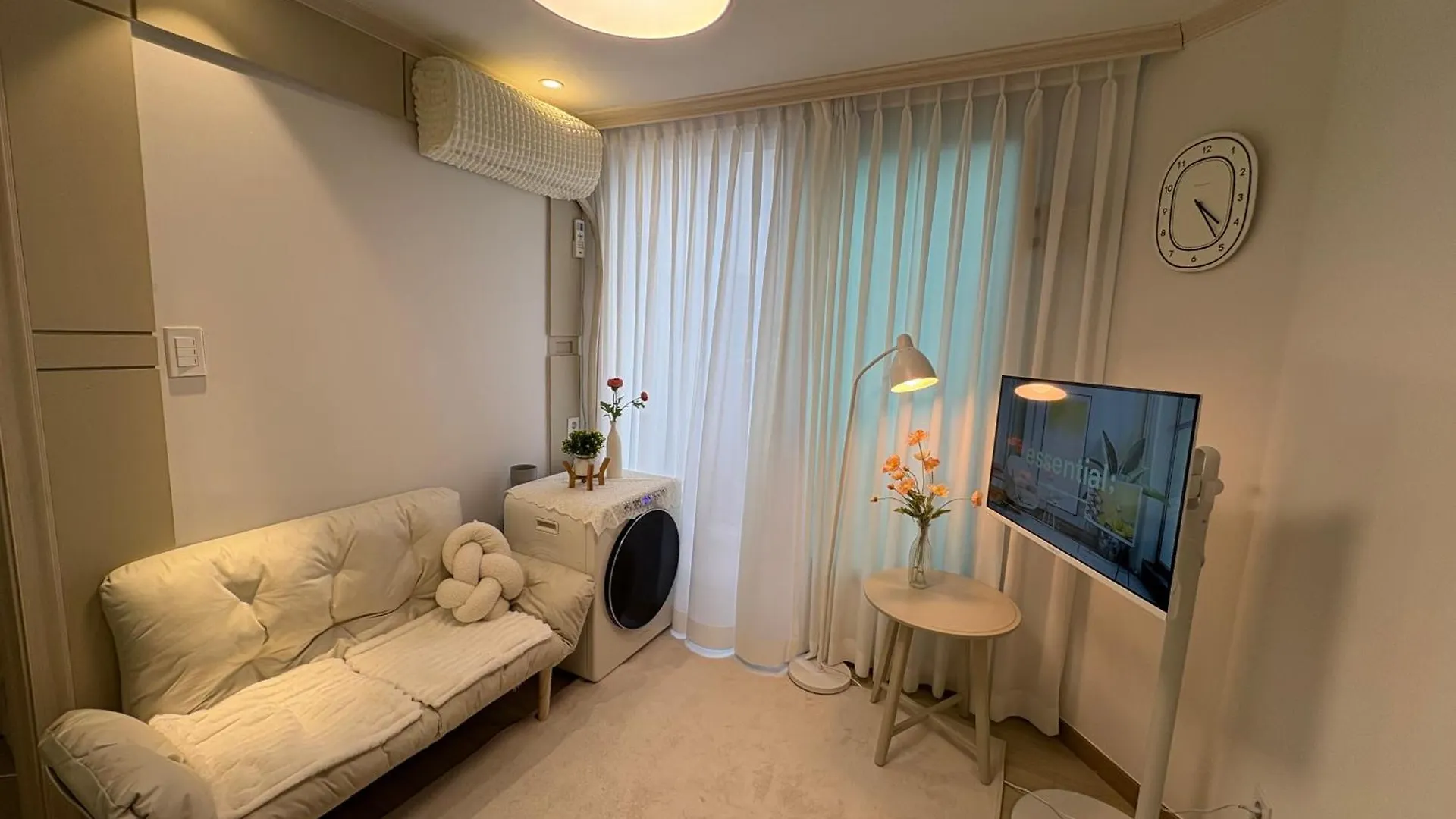 The Urban Oasis Hongdae Apartment Seoul