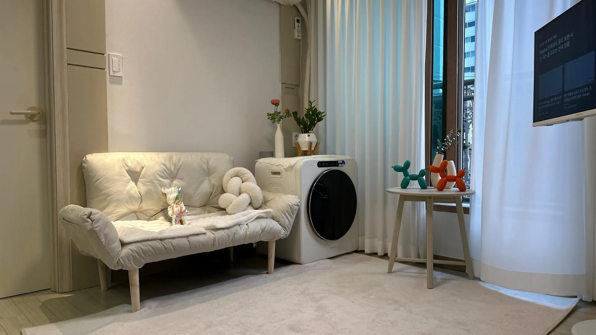 The Urban Oasis Hongdae Apartment Seoul