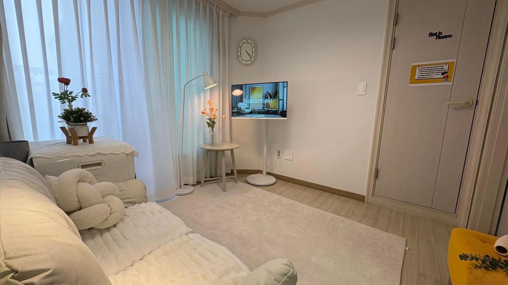 The Urban Oasis Hongdae Apartment Seoul